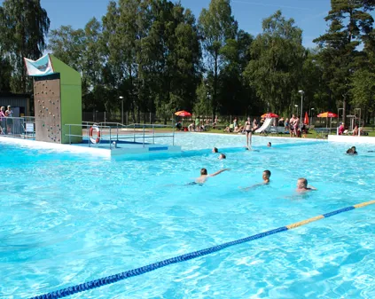 Utomhuspool Hörsjöbadet