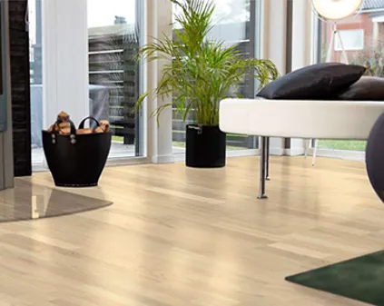 Bild som illustrerar Jubileumsgolv Ek Naturvit 131933