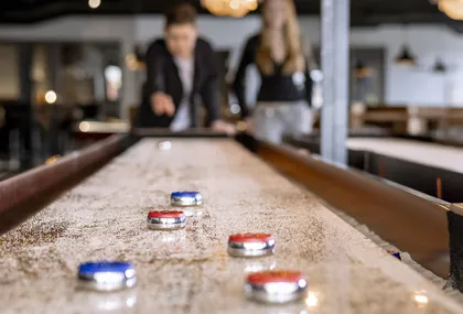 Shuffelboard, Dart & Biljard