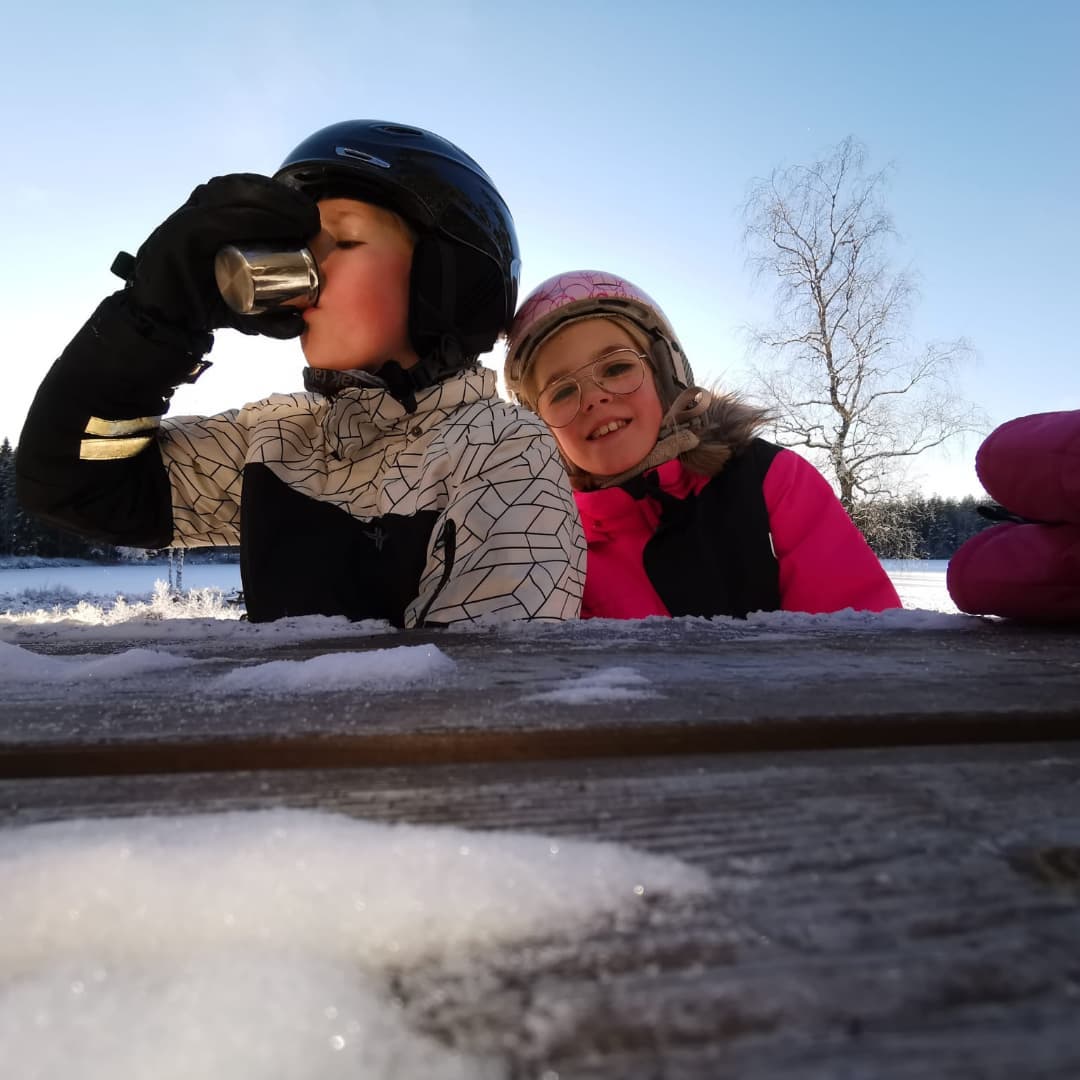 Image illustrating Fika Skridskor