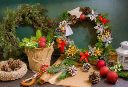 Bild som illustrerar Decemberpyssel - kransar (1)